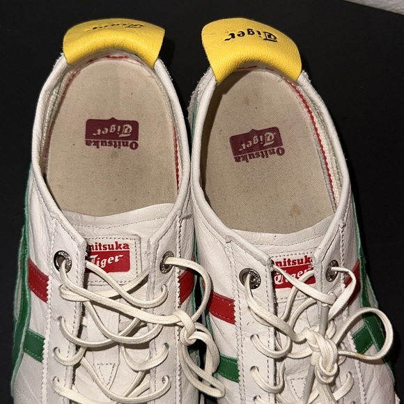 Unisex Onitsuka Tiger Shoe worn - Picture 4 of 11